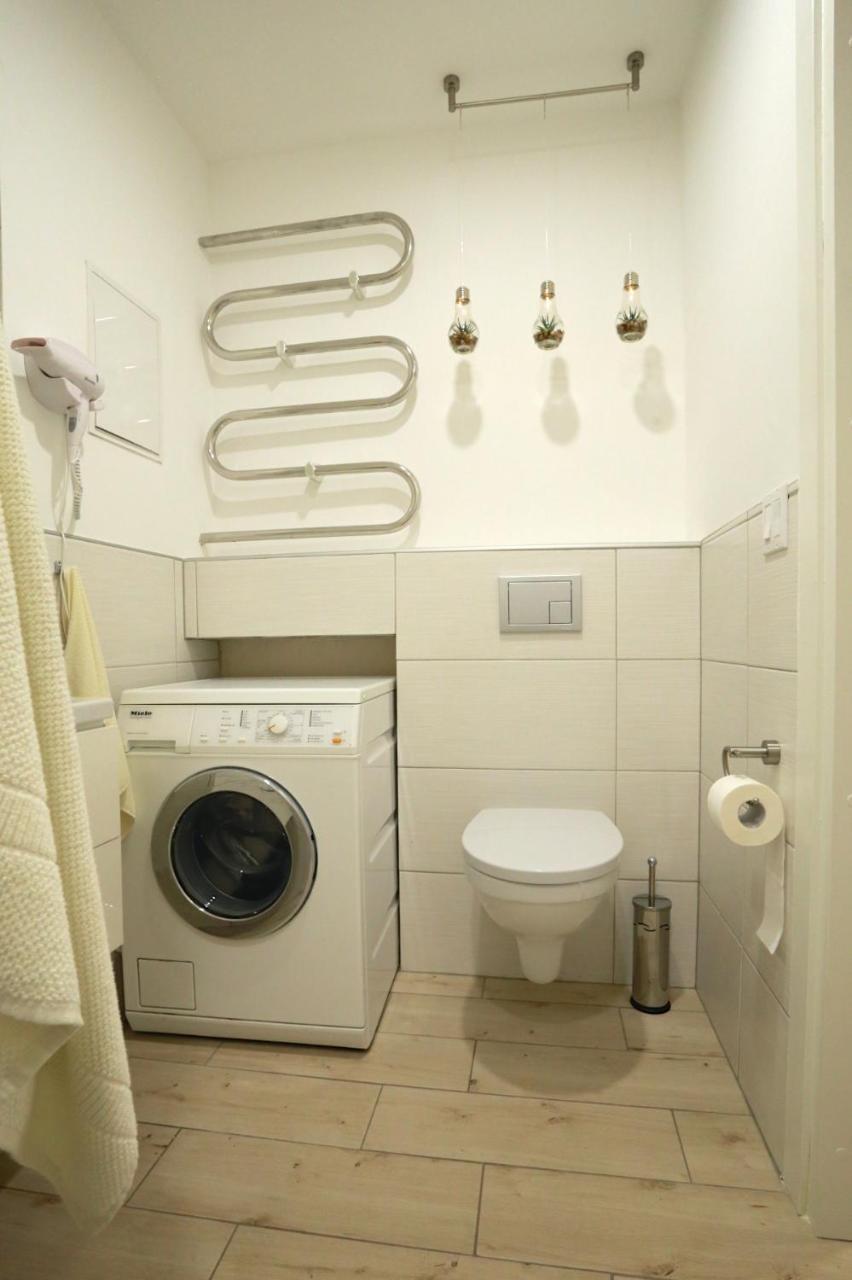 Central Apartament II ไคลเพดา ภายนอก รูปภาพ